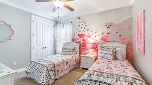 Vila, 5 quartos | 5 quartos, Wi-Fi de cortesia, roupa de cama