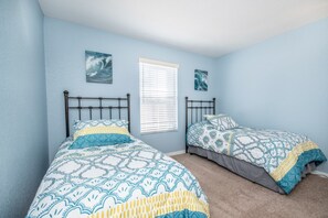 4 bedrooms, free WiFi, bed sheets - Regal Palms Resort & Spa at Highlands Reserve 1104cal (Davenport)