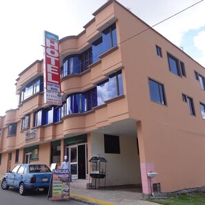 Fachada del alojamiento