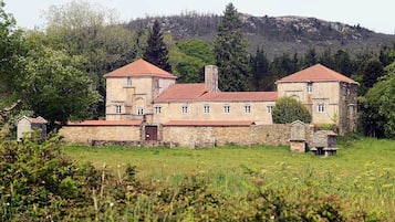 Esterni