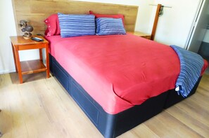 Tempur-Pedic beds, individually decorated, individually furnished - Winnies B&B (Nuku'alofa)