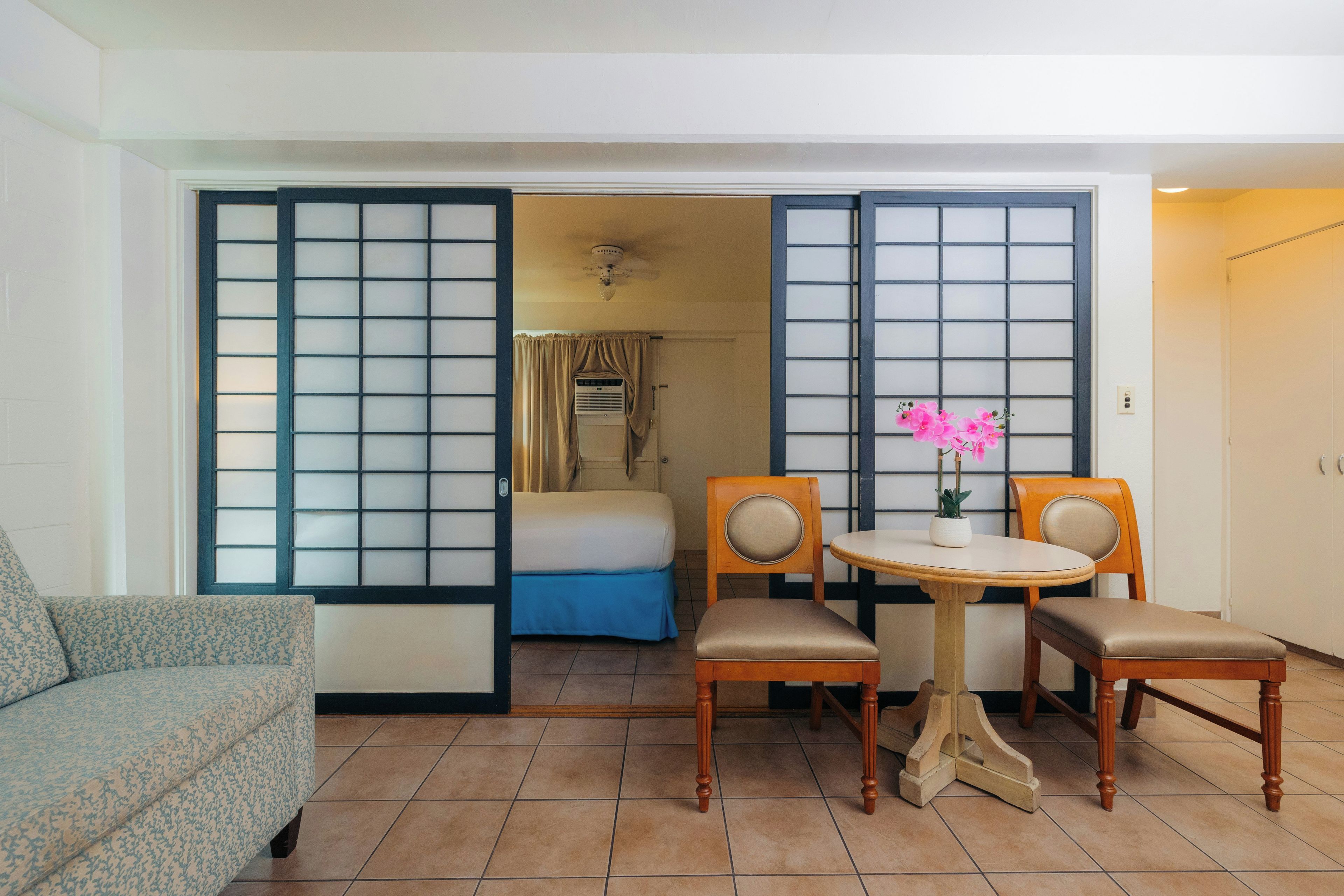 Photo - Waikiki Heritage Hotel