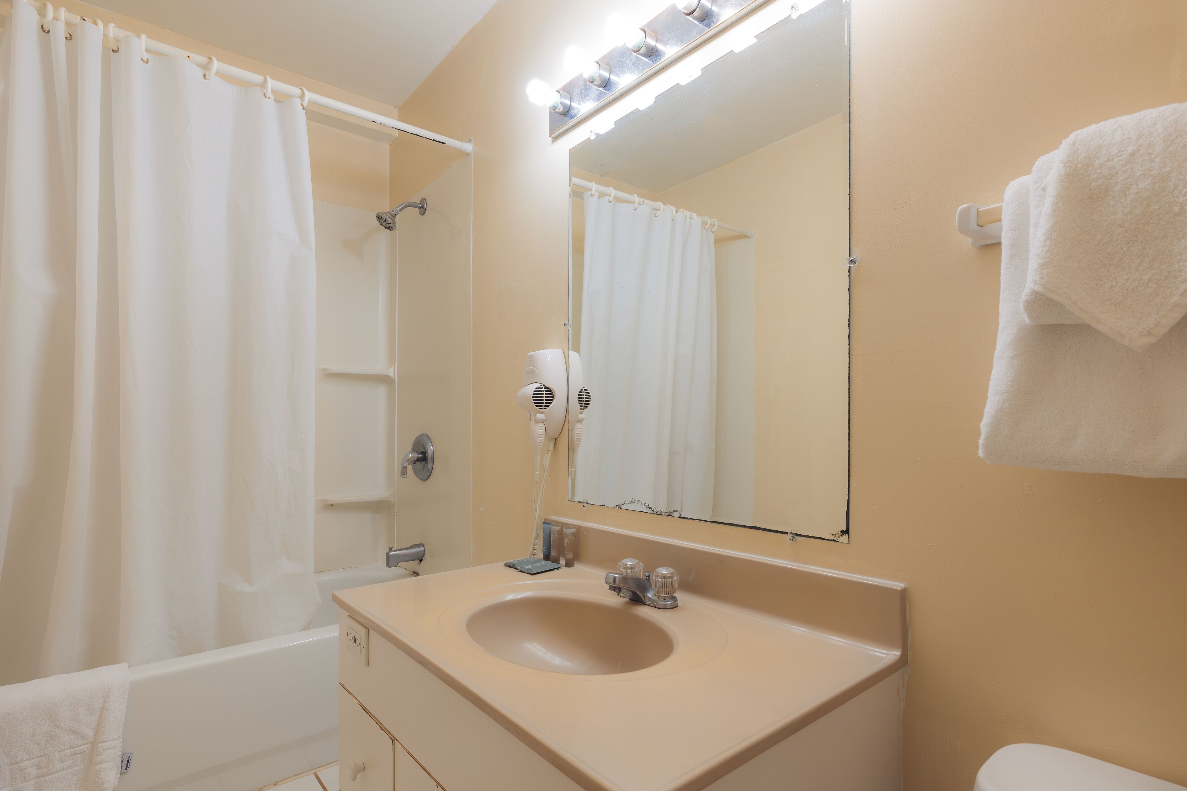 Photo - Waikiki Heritage Hotel