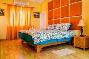 舒適單棟房屋, 4 間臥室 | 床單、方便輪椅出入