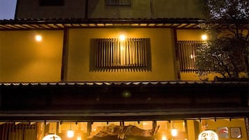 住宿正面