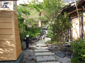 Property grounds - Kosenkaku Yoshinoya (Totsukawa)