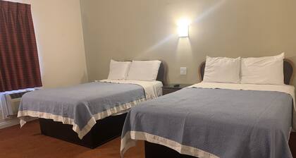 Ventura Beach House Motel