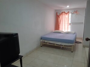 Kamar Double Comfort, 1 Tempat Tidur Queen dengan tempat tidur Sofa, Boleh Merokok (1)