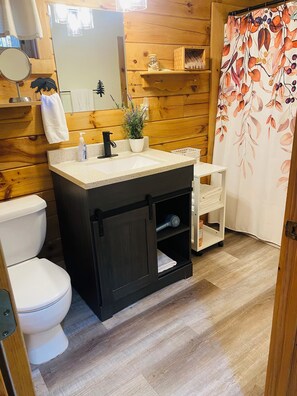 Combinació de dutxa i banyera i banyera d'hidromassatge 