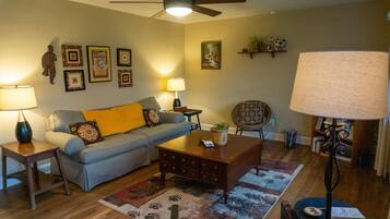 Smart TV, DVD player, stereo