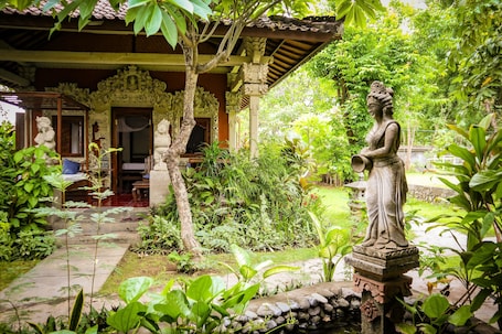 Exterior. Rare Angon Homestay