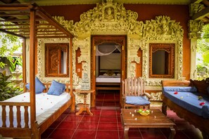 Traditional Double Room | Terrace/patio - Rare Angon Homestay (Pemuteran)