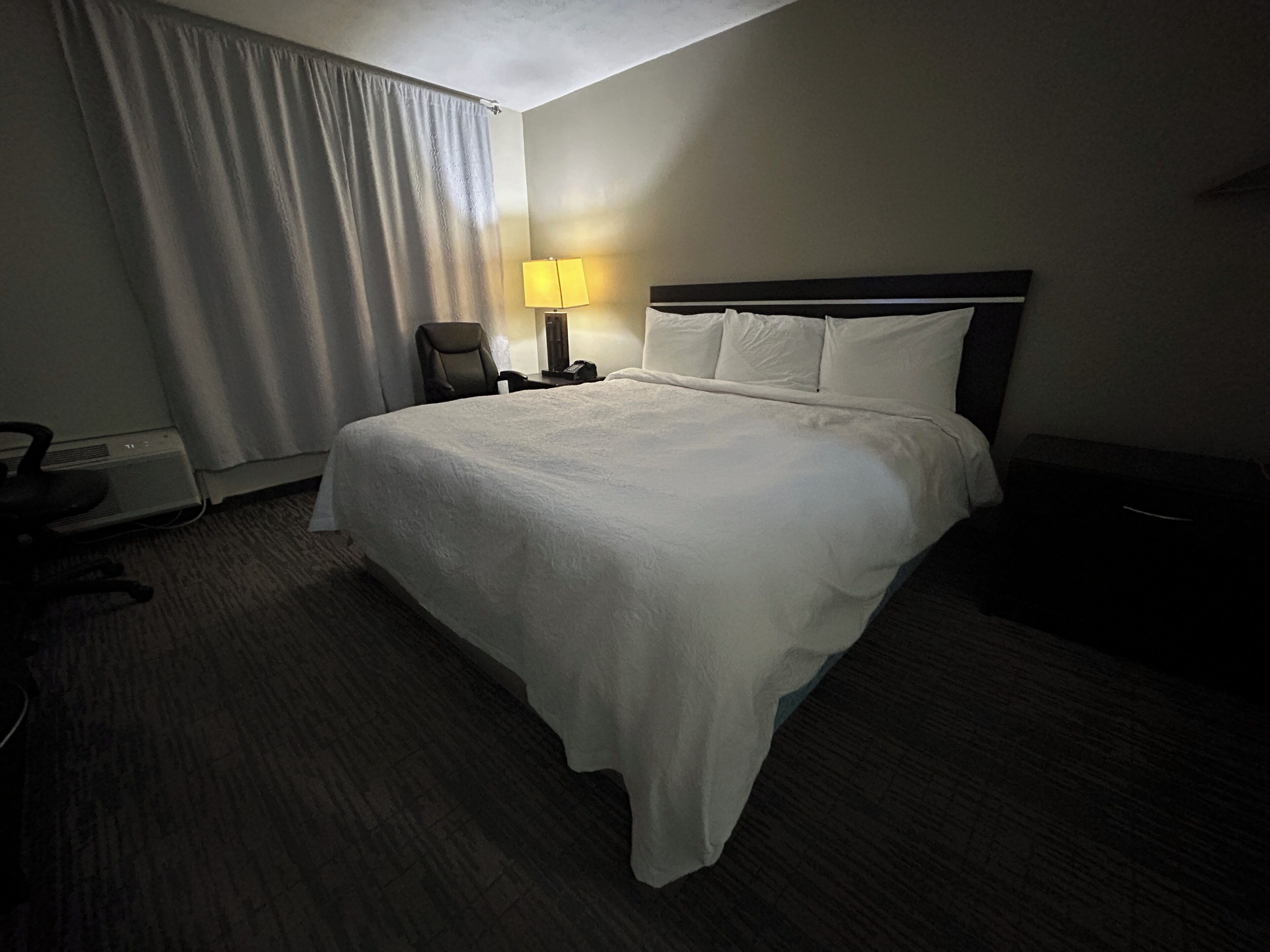 客房, 1 张大床, 无烟房 | 办公桌、熨斗/熨板、免费 WiFi、床单