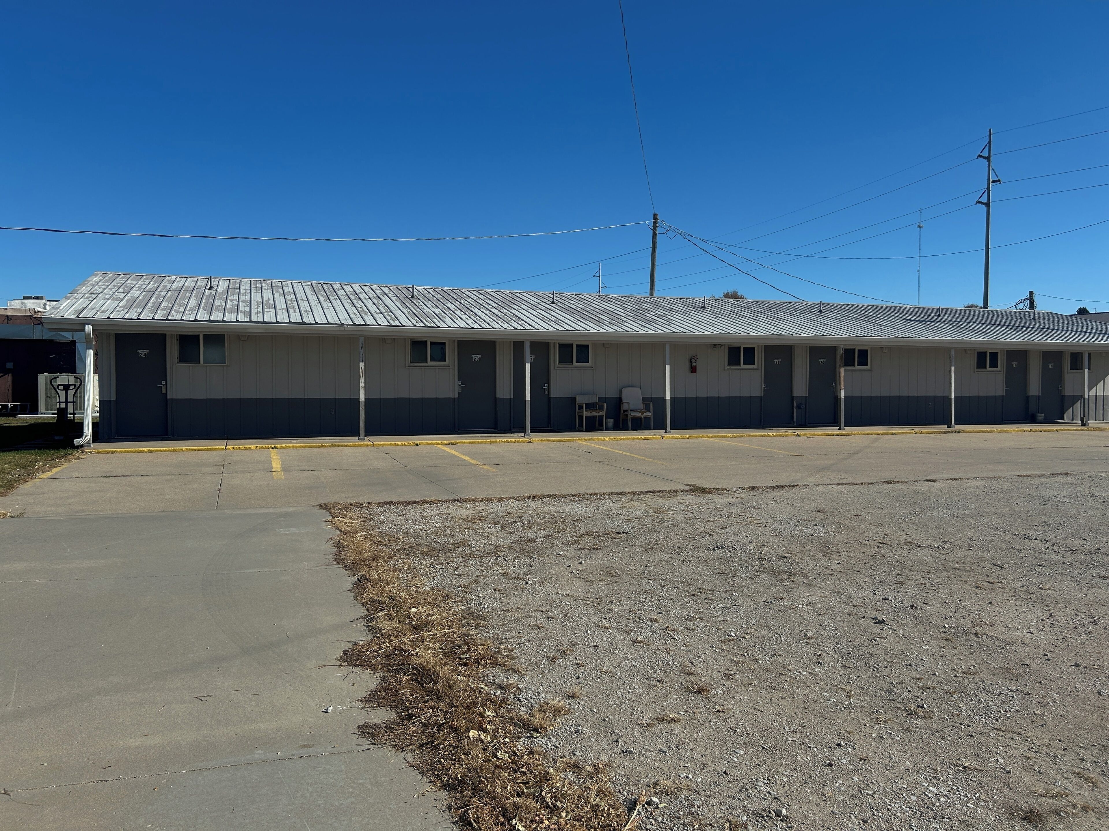 المنشأة من الخارج