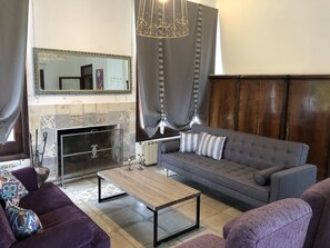 House | Living room