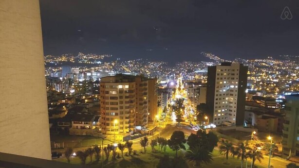 Apartamento básico, 2 quartos, vista para o parque | Sacada