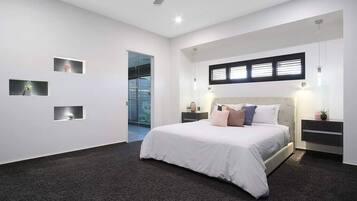 5 dormitorios, tabla de planchar con plancha, wifi y ropa de cama