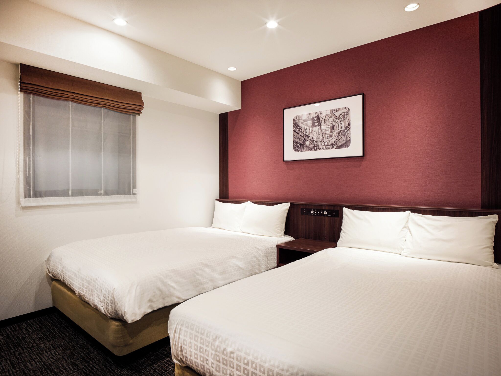 Deluxe Twin Room | Desk, laptop workspace, blackout drapes, free WiFi