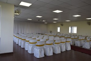 Meeting facility - Hotel Golden Castle (Mysore)