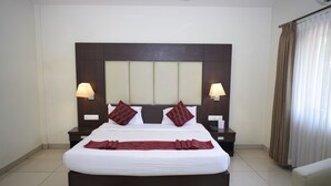 Phòng đôi Deluxe, quang cảnh thành phố | Bộ đồ giường cao cấp, chăn bông, nệm cao su hoạt tính (memory foam) 