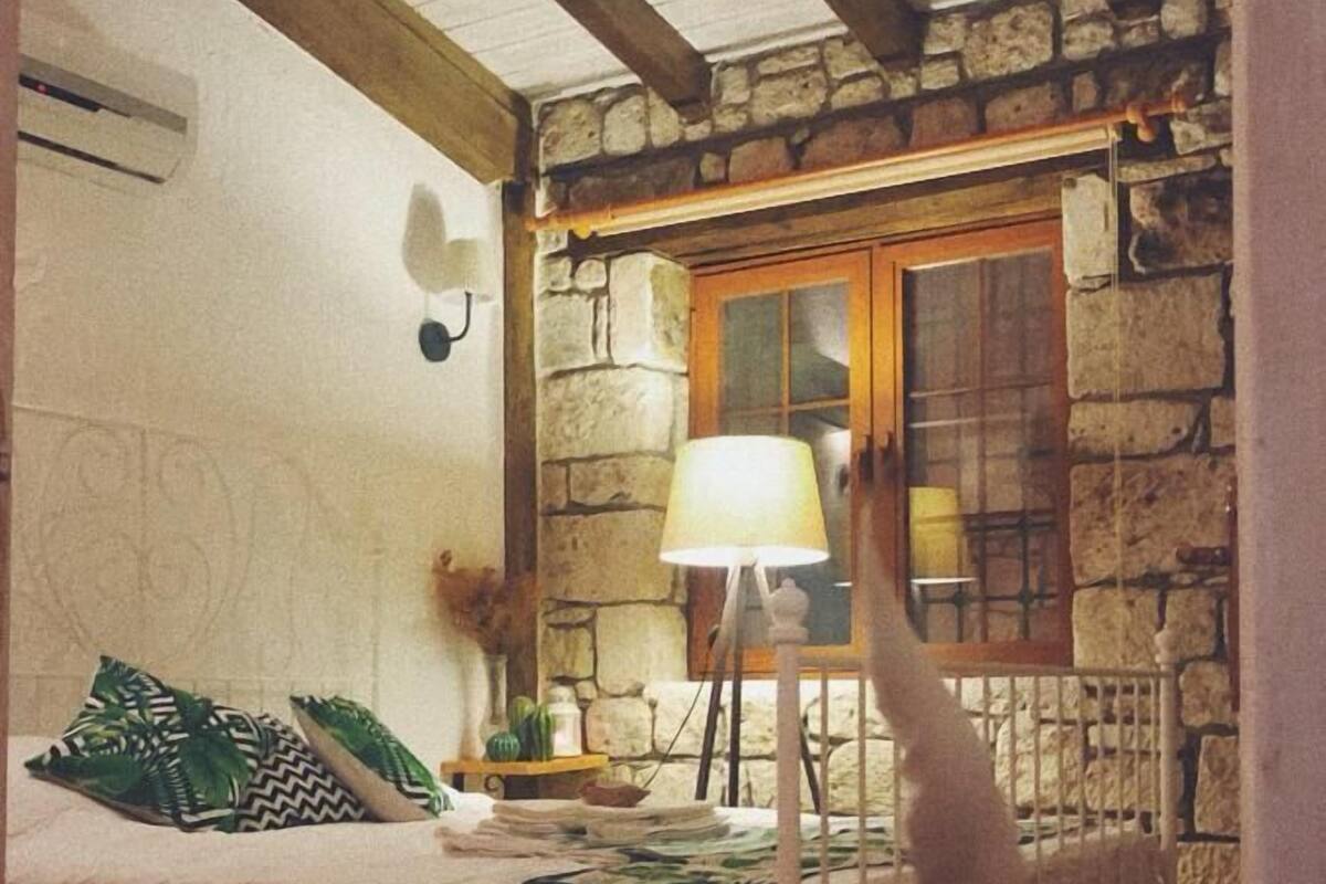 Quarto casal luxo, vista para o jardim | Roupas de cama de algodão egípcio, roupas de cama premium