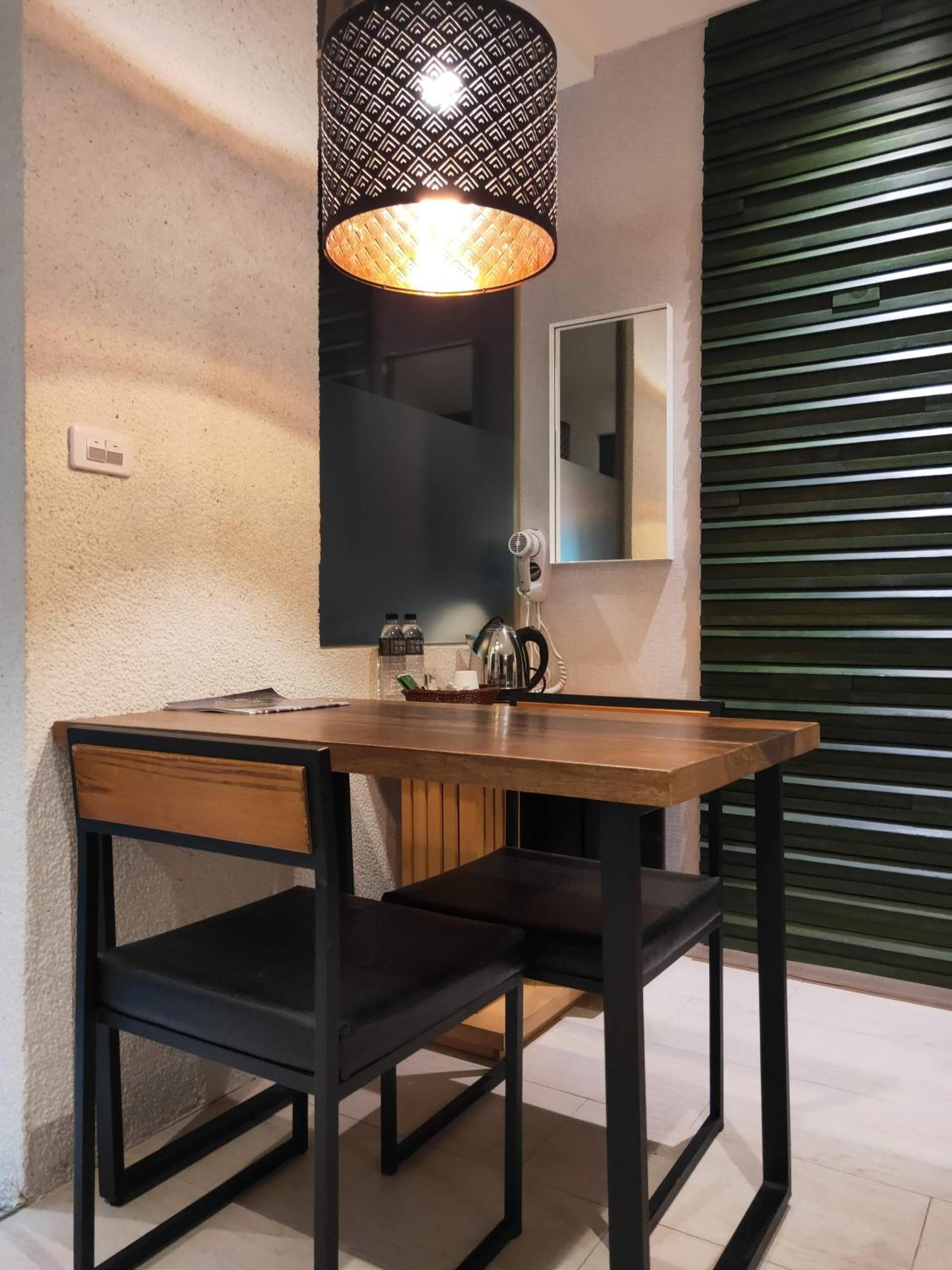 desk, blackout curtains, free wifi, bed sheets