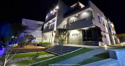 Oceanic Pearl Resort