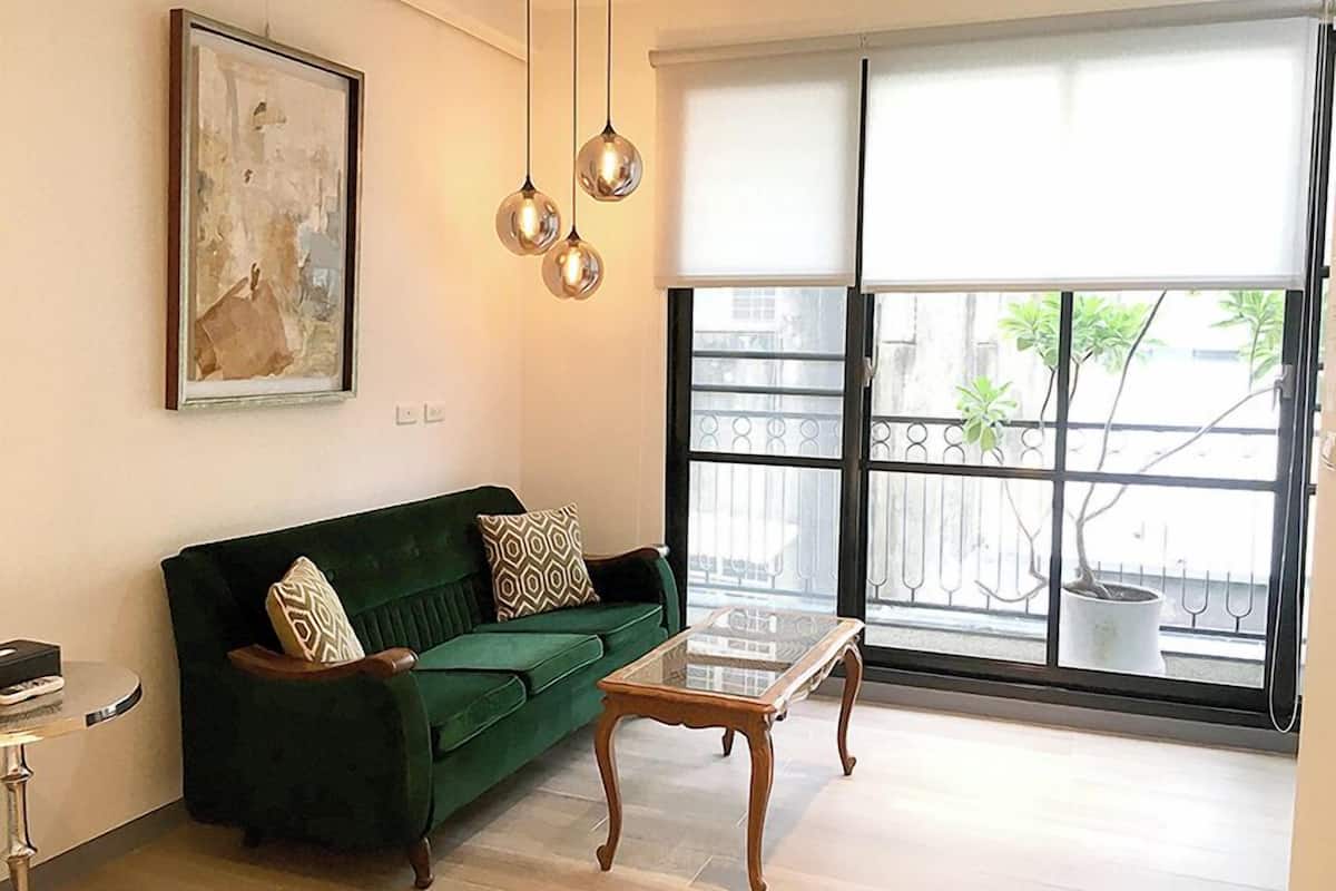 Deluxe Double Room (3B)
