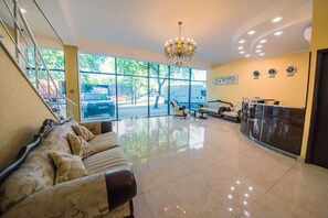 Reception - Hotel comfort (Tbilisi)