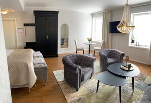 Deluxe Double Room, Sea View | Blackout curtains, iron/ironing board, free cots/infant beds - Björkudden Hotell & Restaurang (Sandoverken)