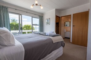 4 habitaciones, tabla de planchar con plancha y wifi gratis