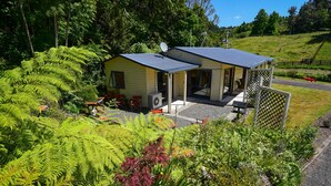 Garden - Lake Rotoiti Retreat (Okere Falls)
