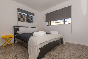 House, 2 Bedrooms | 2 bedrooms, iron/ironing board, free WiFi, bed sheets - Ngongotaha Cottage (Rotorua)