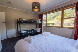 House, 2 Bedrooms | 2 bedrooms, iron/ironing board, free WiFi, bed sheets - Paradise Valley Retreat (Rotorua)
