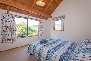 مكواة/لوح كي وواي فاي مجانًا وملاءات أسرّة