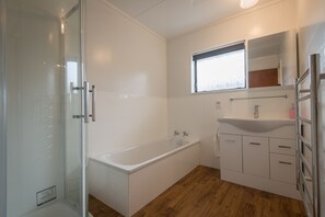 Ferienhaus, 3 Schlafzimmer | Badezimmer