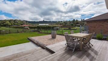 Sun deck