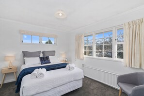House, 5 Bedrooms