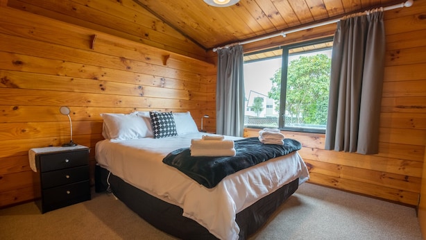 Unclassified image, 1 of 19, button - Waitawa Retreat (Rotorua)