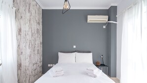 Apartment, 2 Bedrooms - Urban Penthouse -360 view of Athens (Zografos)