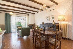 Huoneisto, 2 makuuhuonetta | Ruokailu omassa huoneessa