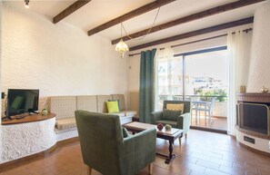 Huoneisto, 2 makuuhuonetta | Oleskelualue | Taulutelevisio