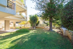Property grounds - Relax&Unwind maisonette-Athenian Riviera (Glyfada)