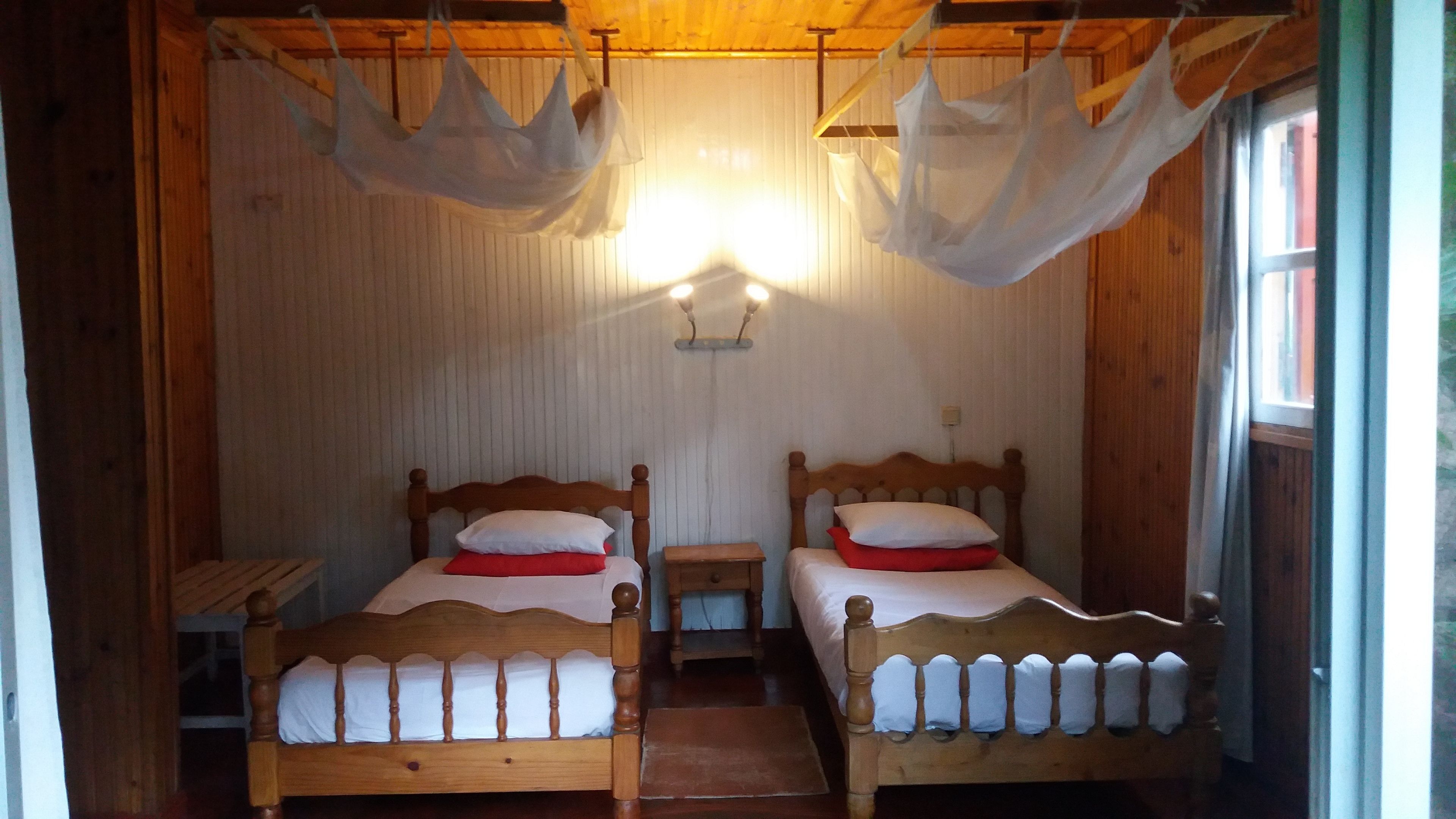 double or twin room | 1 bedroom, individually furnished, blackout curtains, bed sheets