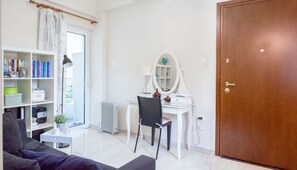 Apartment | Living area - Cozy apartment close to the city center (Filothei-Psychiko)