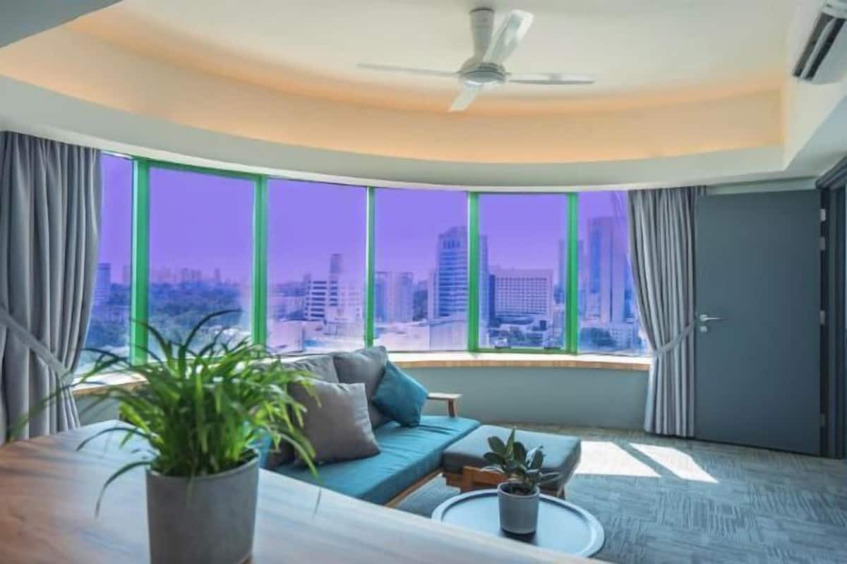 Living area | Smart TV