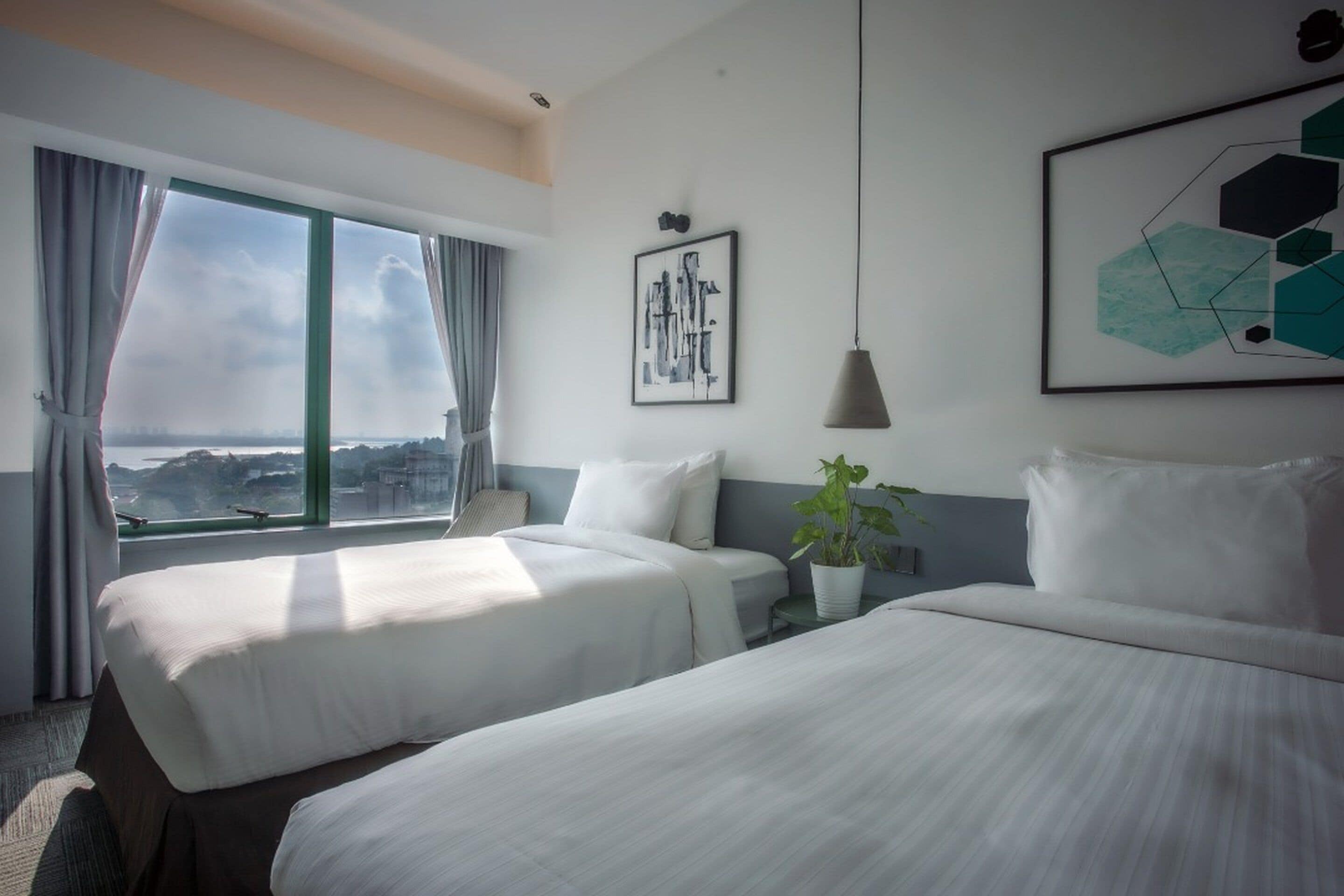 deluxe twin room | 2 bedrooms, in-room safe, desk, iron/ironing board