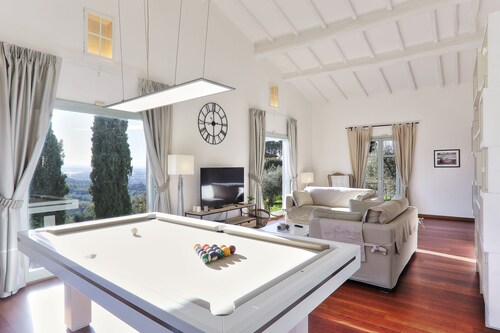 Villa Maona - between Florence and Pisa