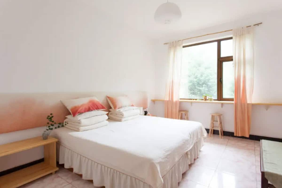 Habitación clásica doble | Escritorio, cortinas opacas, sistema de insonorización