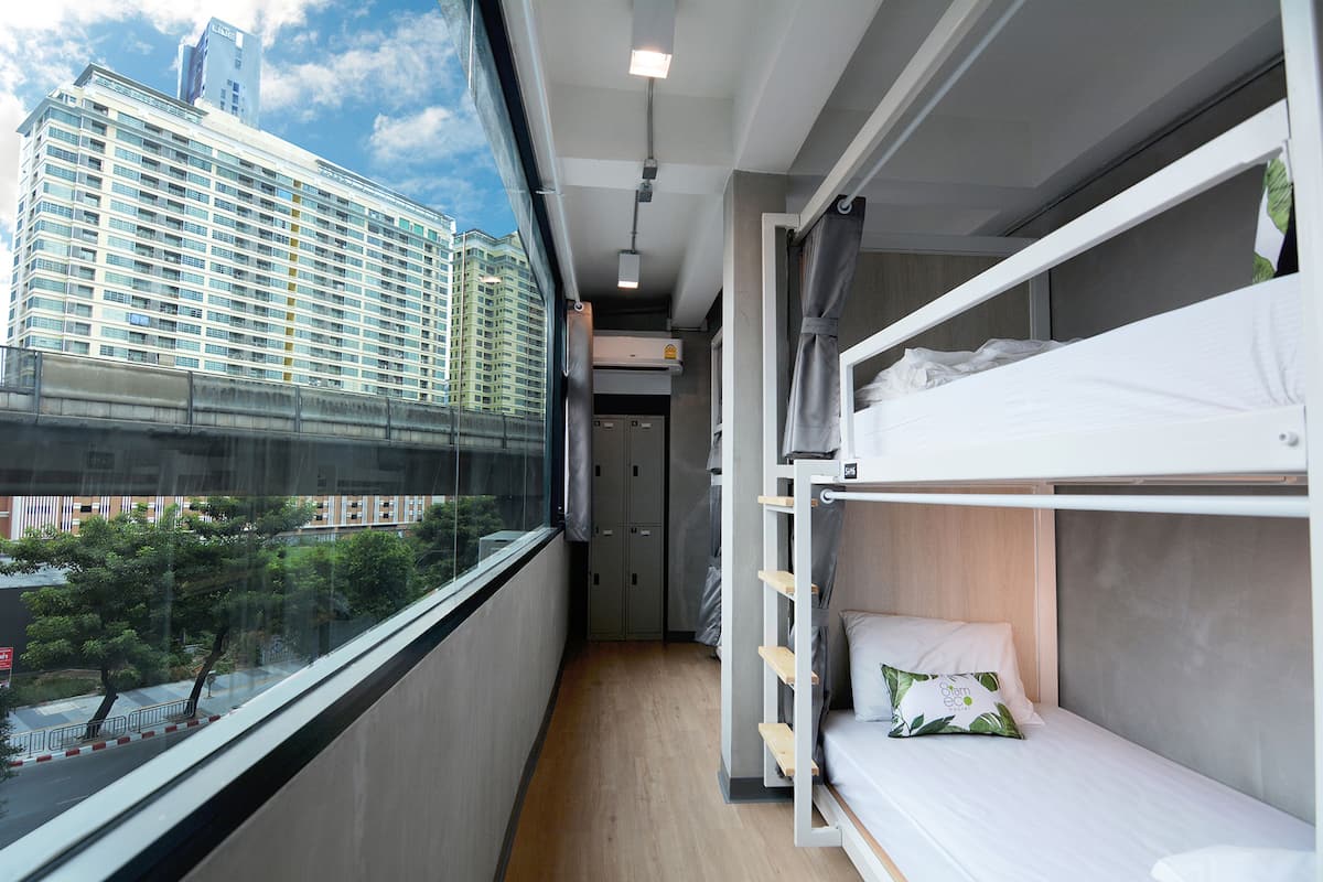 8-Bed Mixed Dormitory Room